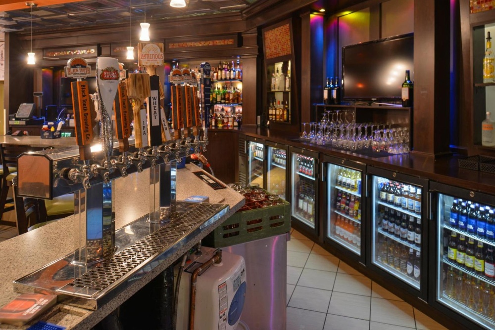 Ramada Plaza by Wyndham Sheridan Hotel & Convention Center